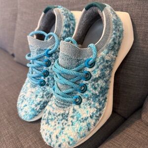 allbirds Blue and White Knit Women’s Sneakers